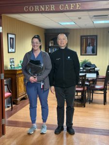 Dr. Mikhail Novikov recognizes Jacklyn Pimental, LPN Dr. Mikhail Novikov recognizes Jacklyn Pimental, LPN, Oakdale’s wound care nurse, for her leadership and expertise.